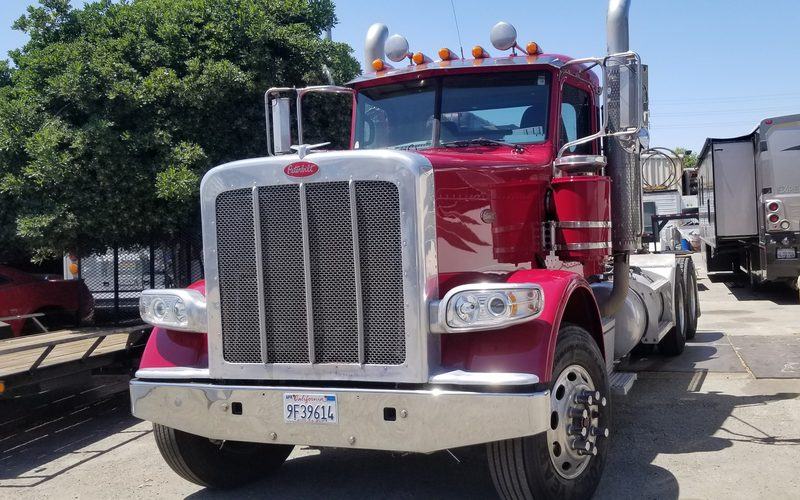 Semi truck painting - Peterbilt repaint by A&A Fleet Painting